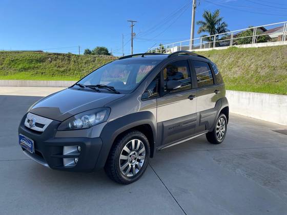 FIAT IDEA 1.8 MPI ADVENTURE 16V FLEX 4P AUTOMATIZADO FIAT IDEA 1.8 MPI ADVENTURE 16V FLEX 4P AUTOMATIZADO